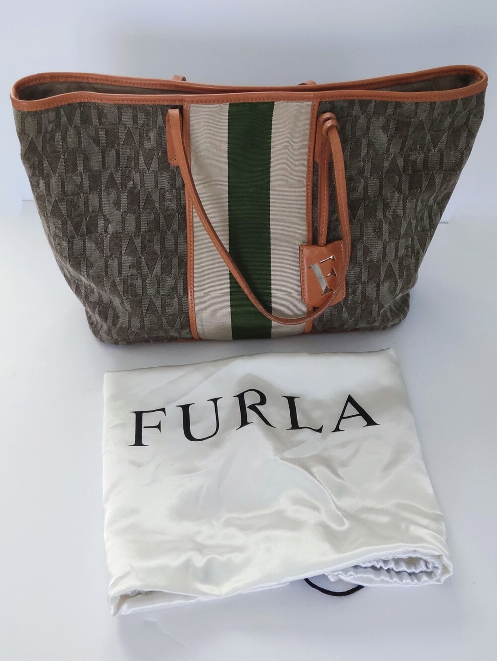 Furla Canvas Tote Bag with Green Stripe and Tan Lether Trim. Pre-owned. - Picture 9 of 13